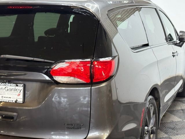 Used 2020 Chrysler Pacifica Limited image 12