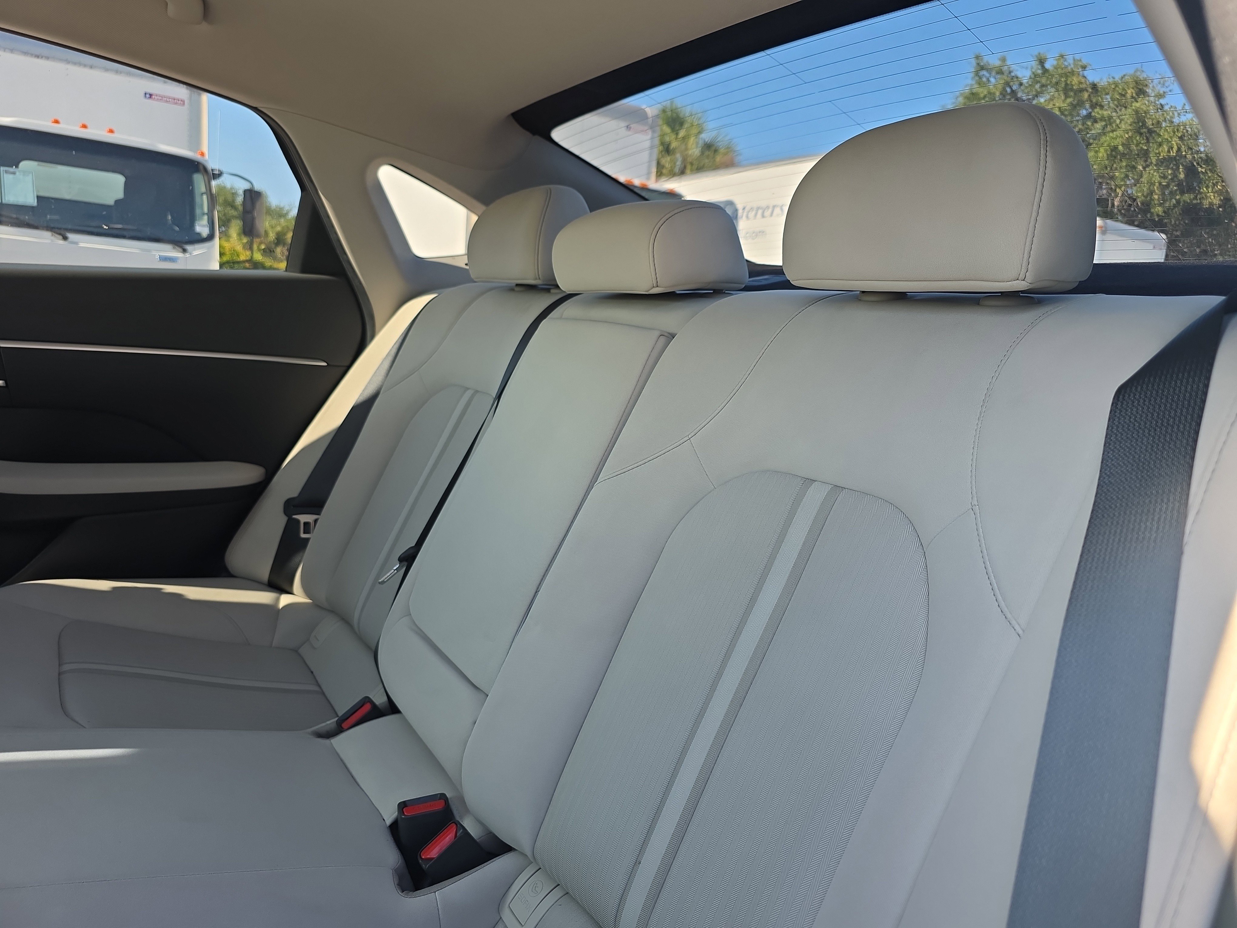 Used 2021 Hyundai Sonata SEL FWD image 13