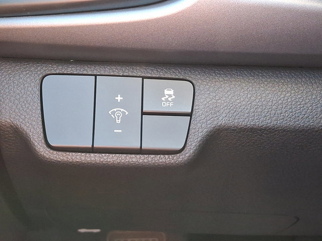 Used 2023 Kia Rio LX image 22