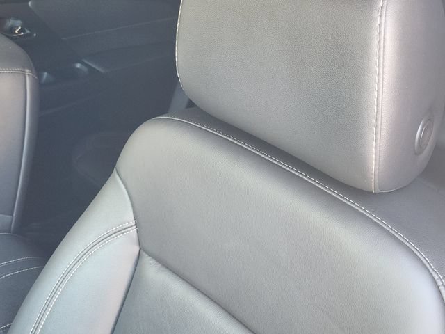 Used 2023 Chevrolet Traverse LT FWD image 20