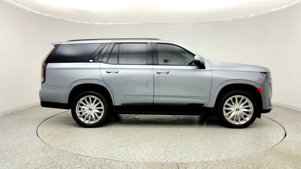 Used 2023 Cadillac Escalade Sport Platinum w/ LPO, ONYX Package AWD/4WD image 4