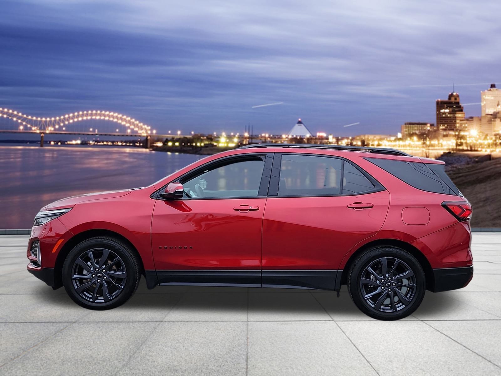 Used 2024 Chevrolet Equinox RS w/ RS Leather Package image 2