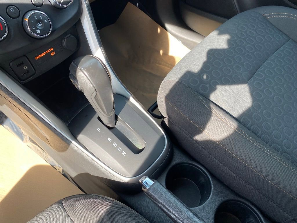 Used 2020 Chevrolet Trax LS w/ Tint and Cruise Package image 16