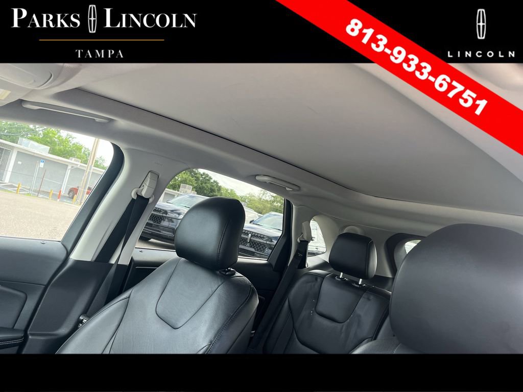 Used 2015 Ford Edge Titanium w/ Equipment Group 302A FWD image 19