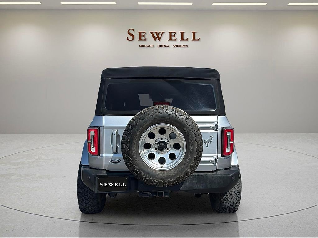 Used 2022 Ford Bronco Outer Banks image 4