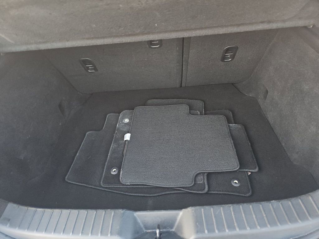 Used 2024 MAZDA MAZDA3 s image 17