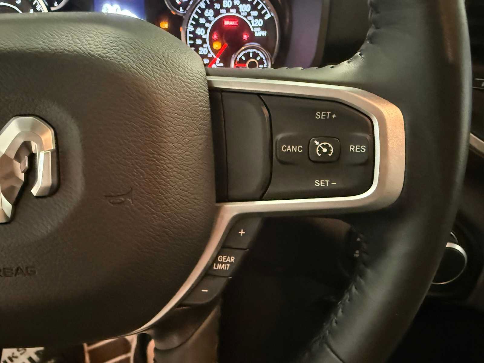 Used 2023 RAM 1500 Big Horn AWD/4WD image 30