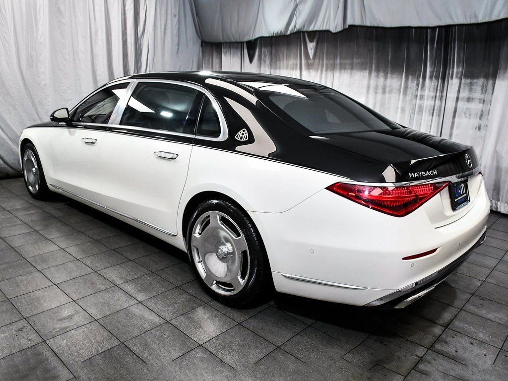 Used 2021 Mercedes-Benz Maybach S 580 4MATIC image 4