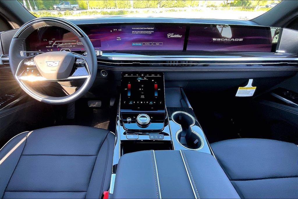 New 2026 Cadillac Escalade ESV Luxury image 7