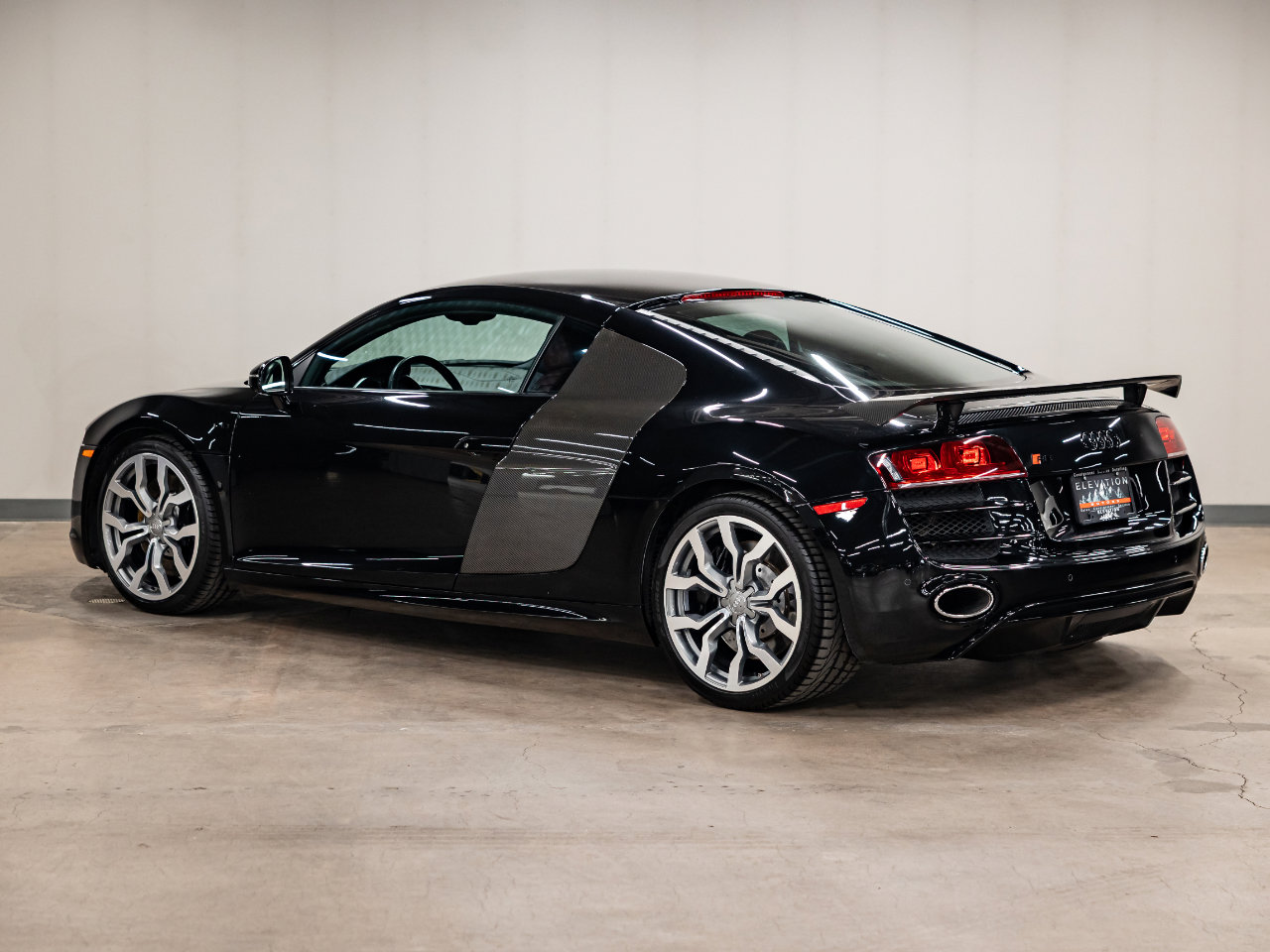 Used 2009 Audi R8 V10 image 24