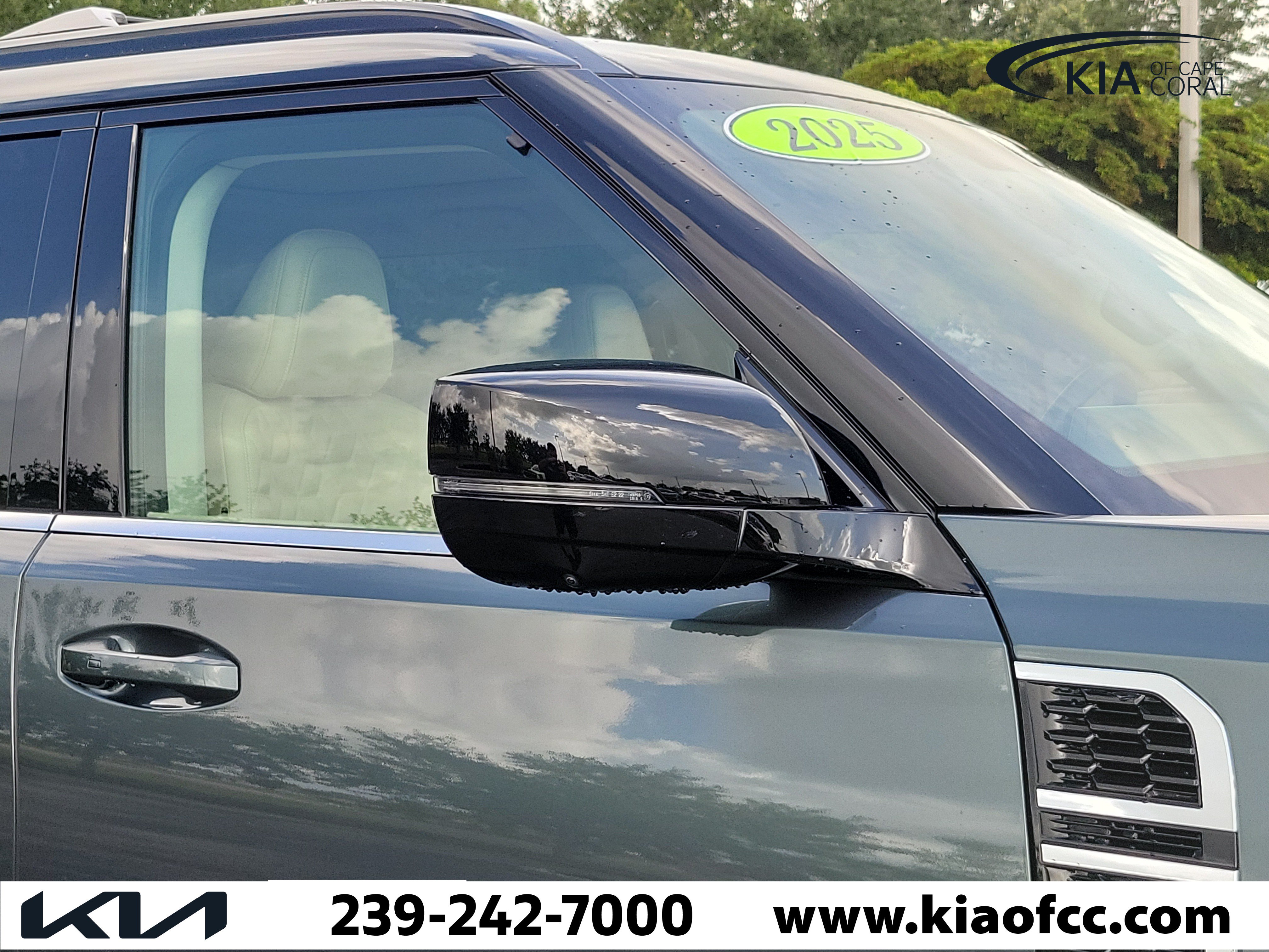 Used 2025 Nissan Armada Platinum AWD/4WD image 8