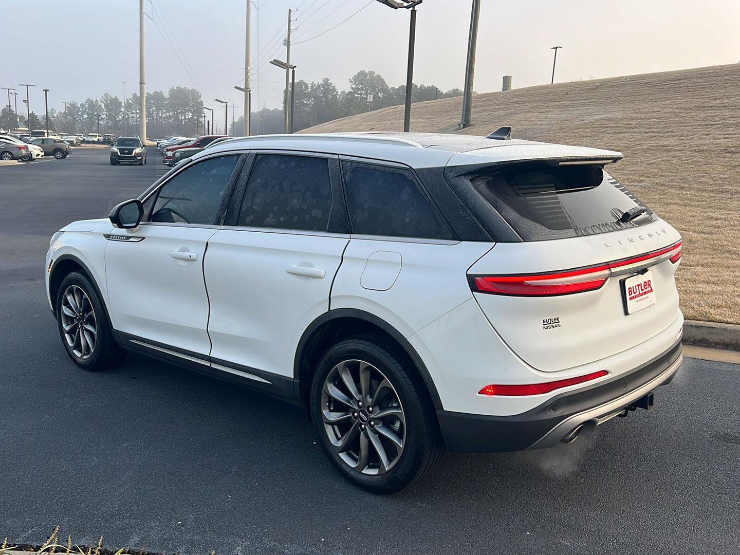 Used 2021 Lincoln Corsair AWD w/ Premium Package image 4