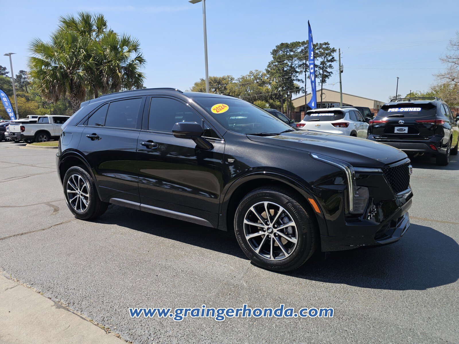 Used 2024 Cadillac XT4 Sport image 7