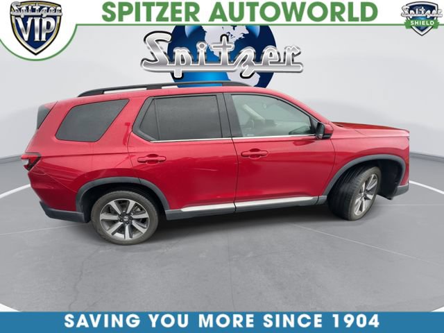 Used 2025 Honda Pilot Touring image 10