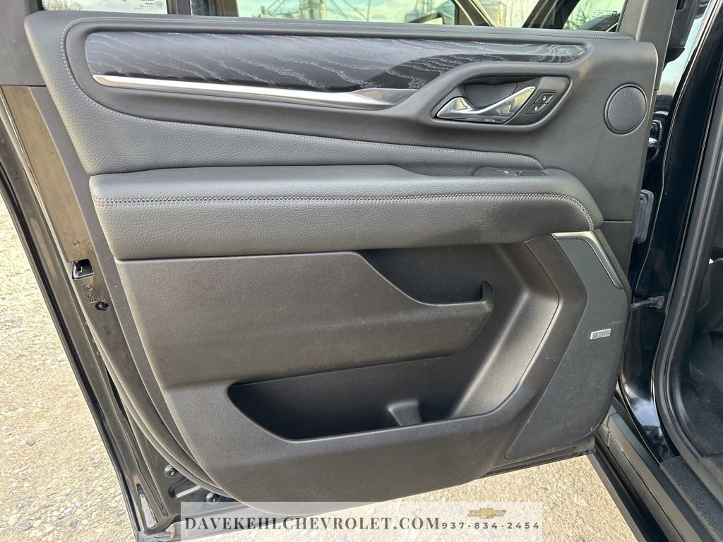 Used 2021 GMC Yukon XL Denali w/ Denali Premium Package image 21