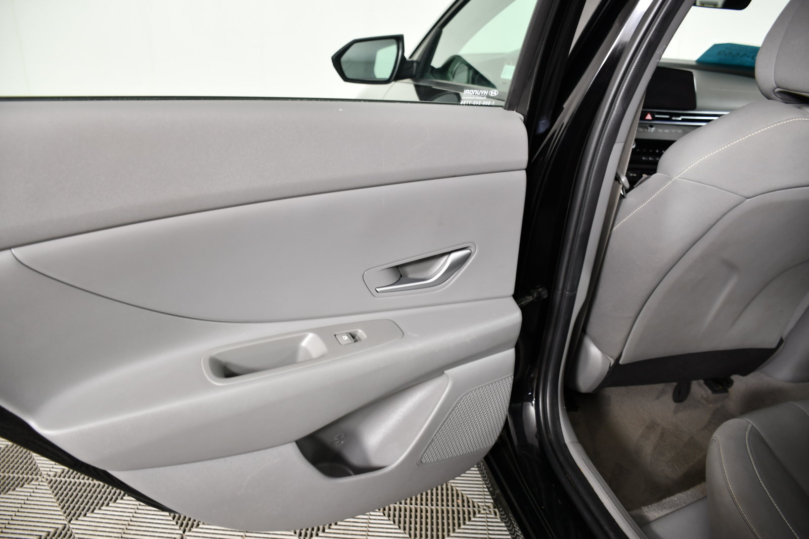 Used 2024 Hyundai Elantra SEL FWD image 47