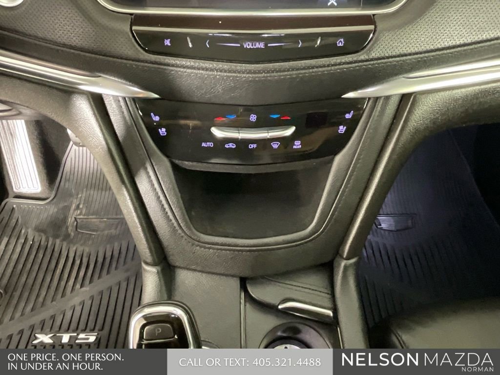 Used 2019 Cadillac XT5 Premium Luxury FWD image 33