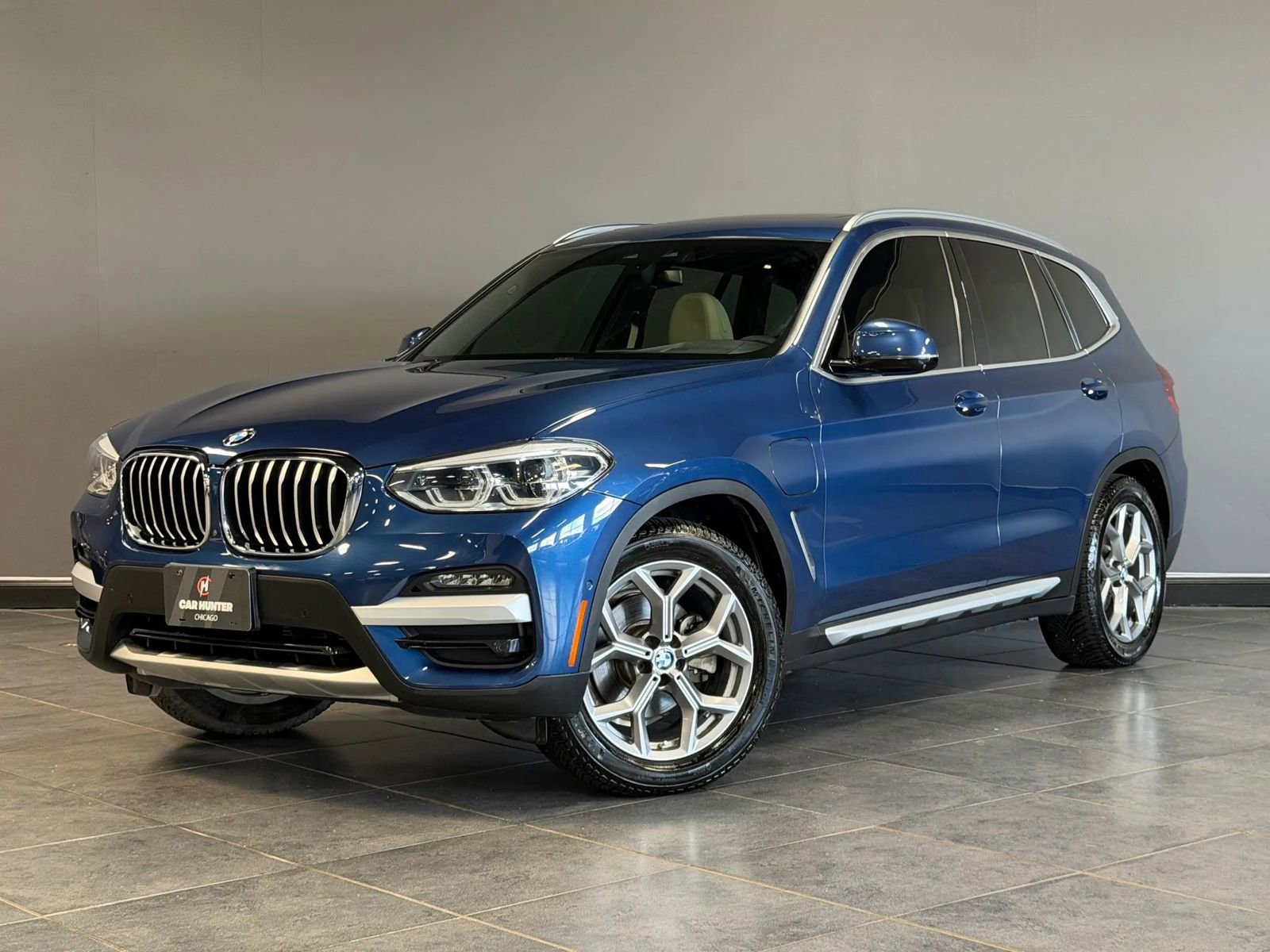 Used 2021 BMW X3 xDrive30e w/ Executive Package image 1