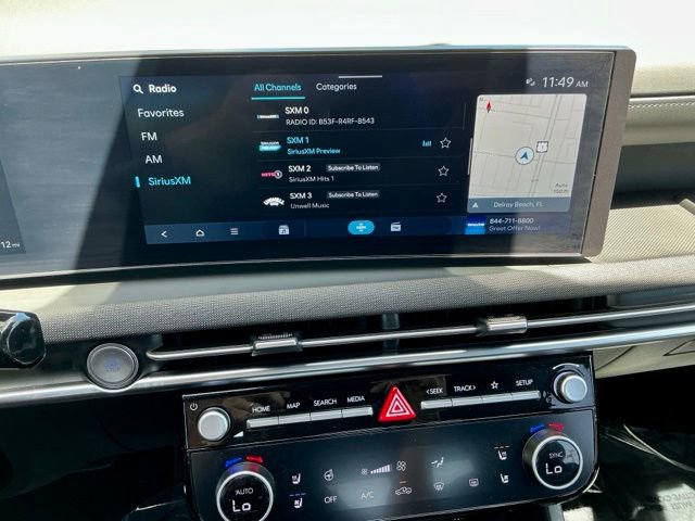 Used 2025 Hyundai Santa Cruz Limited AWD/4WD image 32