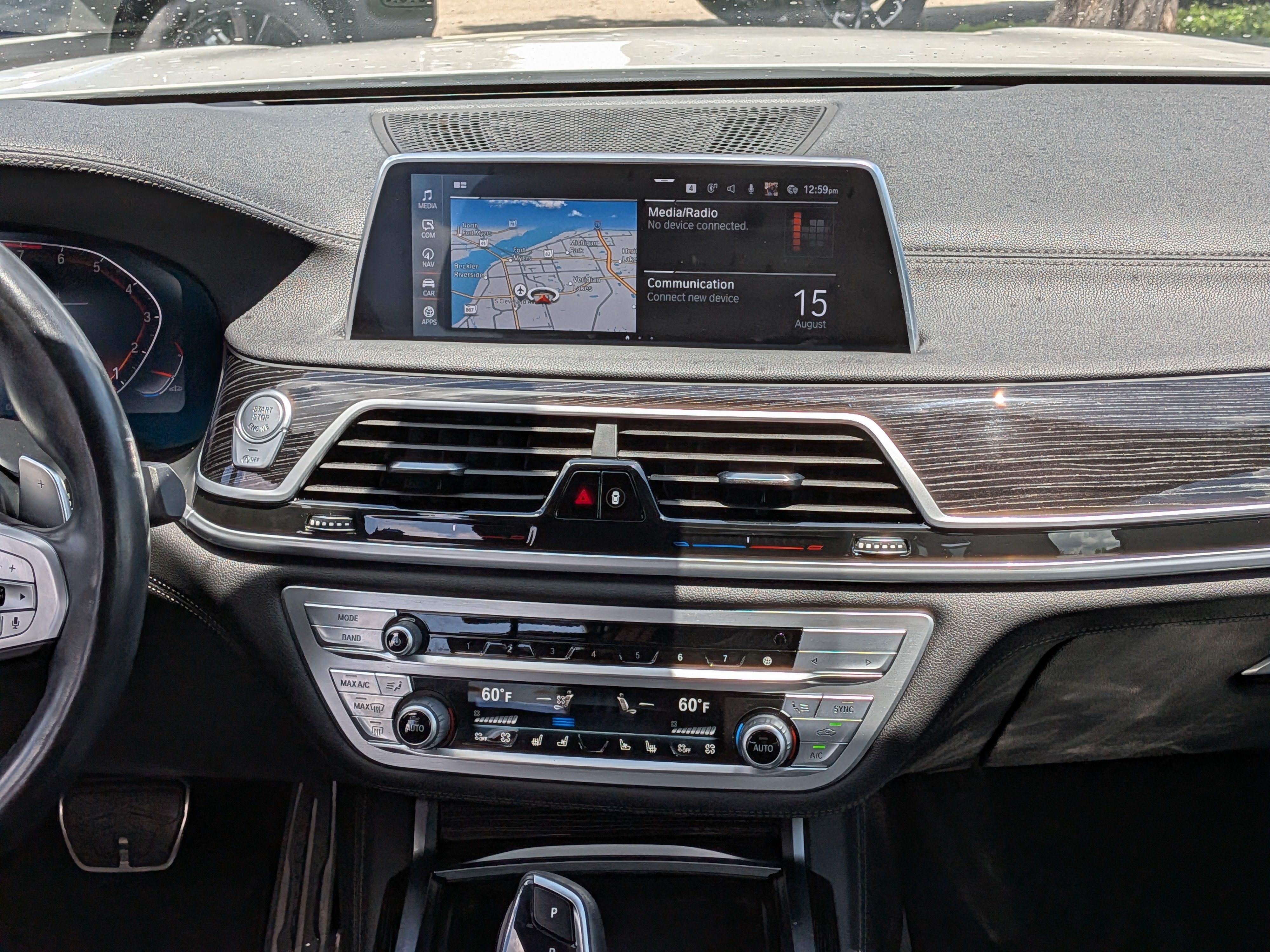 Used 2022 BMW 740i w/ M Sport Package RWD image 20