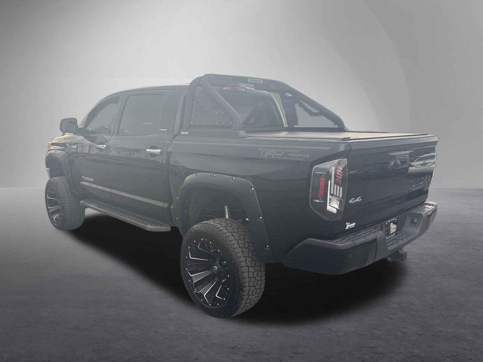 Used 2015 Toyota Tundra Limited AWD/4WD image 6