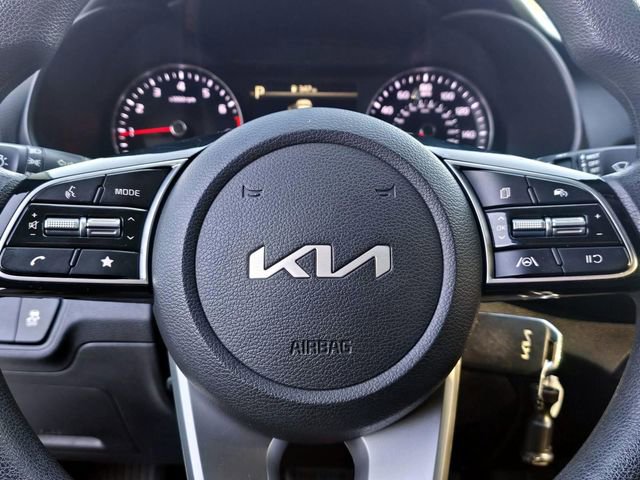 Used 2024 Kia Forte LXS image 13