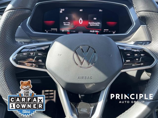 Certified 2022 Volkswagen Tiguan SE R-Line image 18