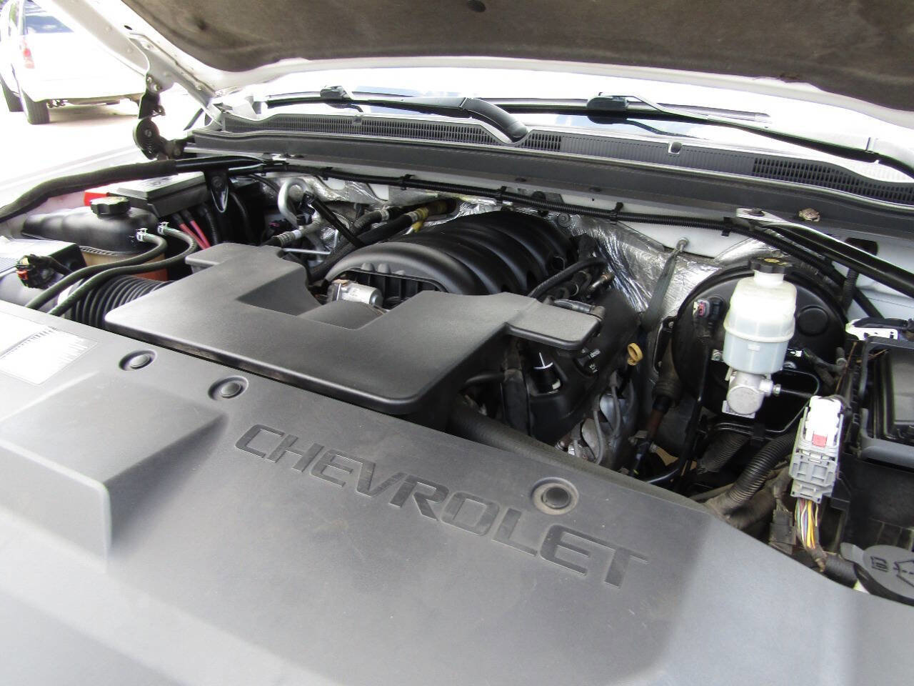 Used 2016 Chevrolet Suburban LT image 26