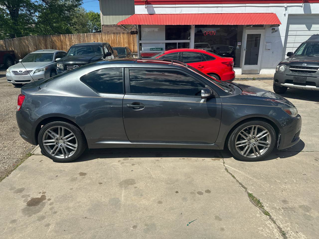Used 2013 Scion tC FWD image 4