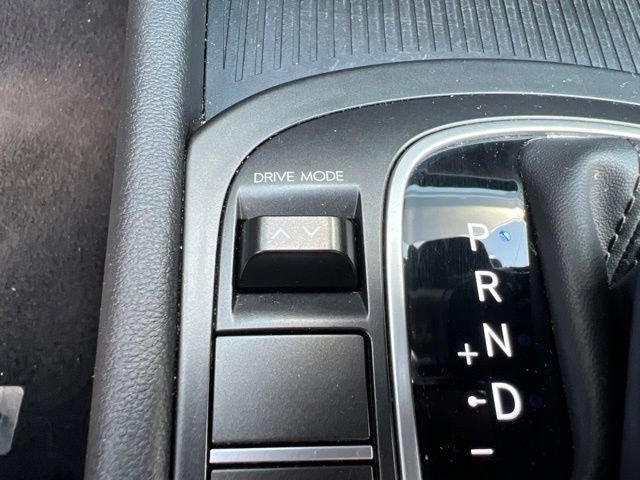 Used 2025 Hyundai Kona SEL FWD image 21