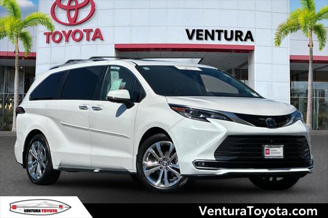Certified 2024 Toyota Sienna Platinum image 1