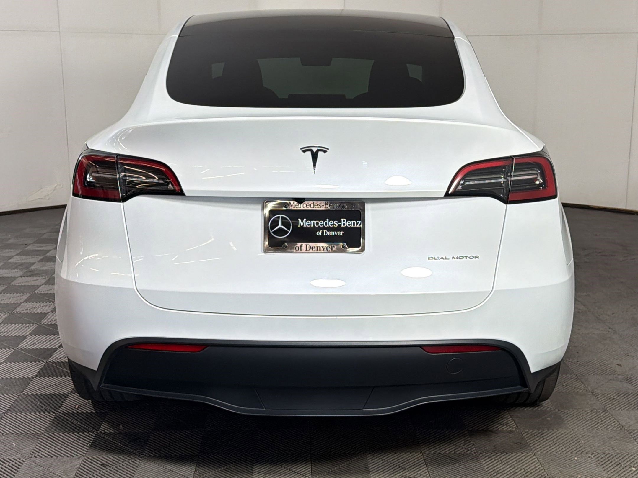Used 2024 Tesla Model Y Long Range image 10