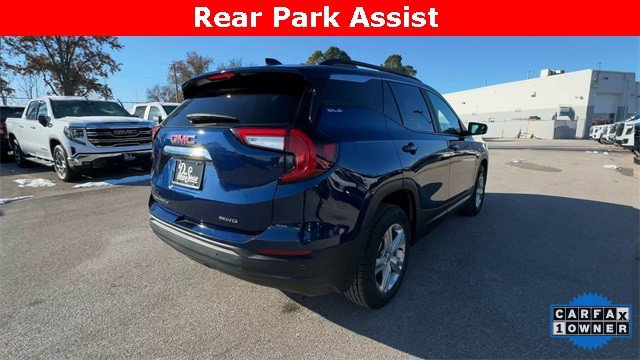 Used 2022 GMC Terrain SLE w/ Driver Convenience Package image 10