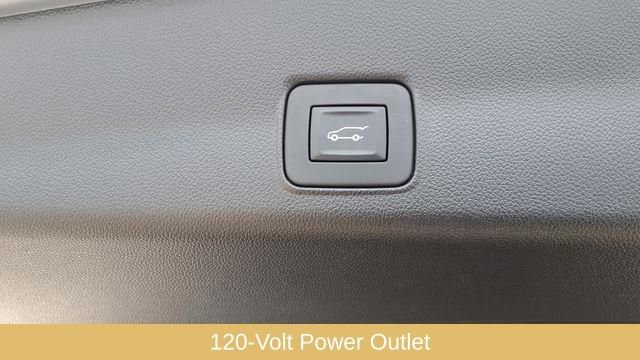 Used 2025 Chevrolet TrailBlazer ACTIV w/ Convenience Package image 13