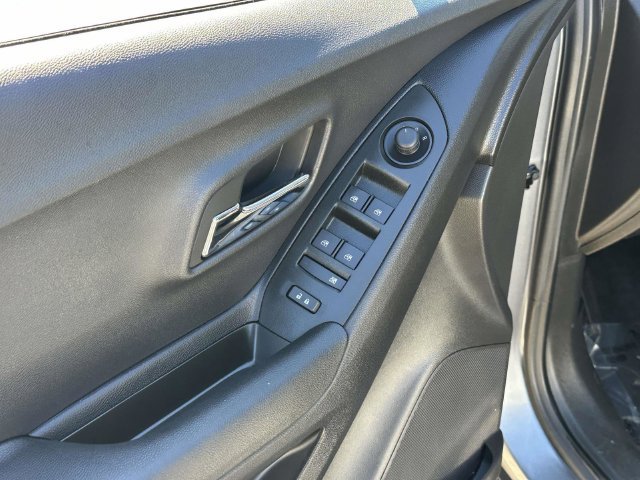 Certified 2020 Chevrolet Trax LS FWD image 17