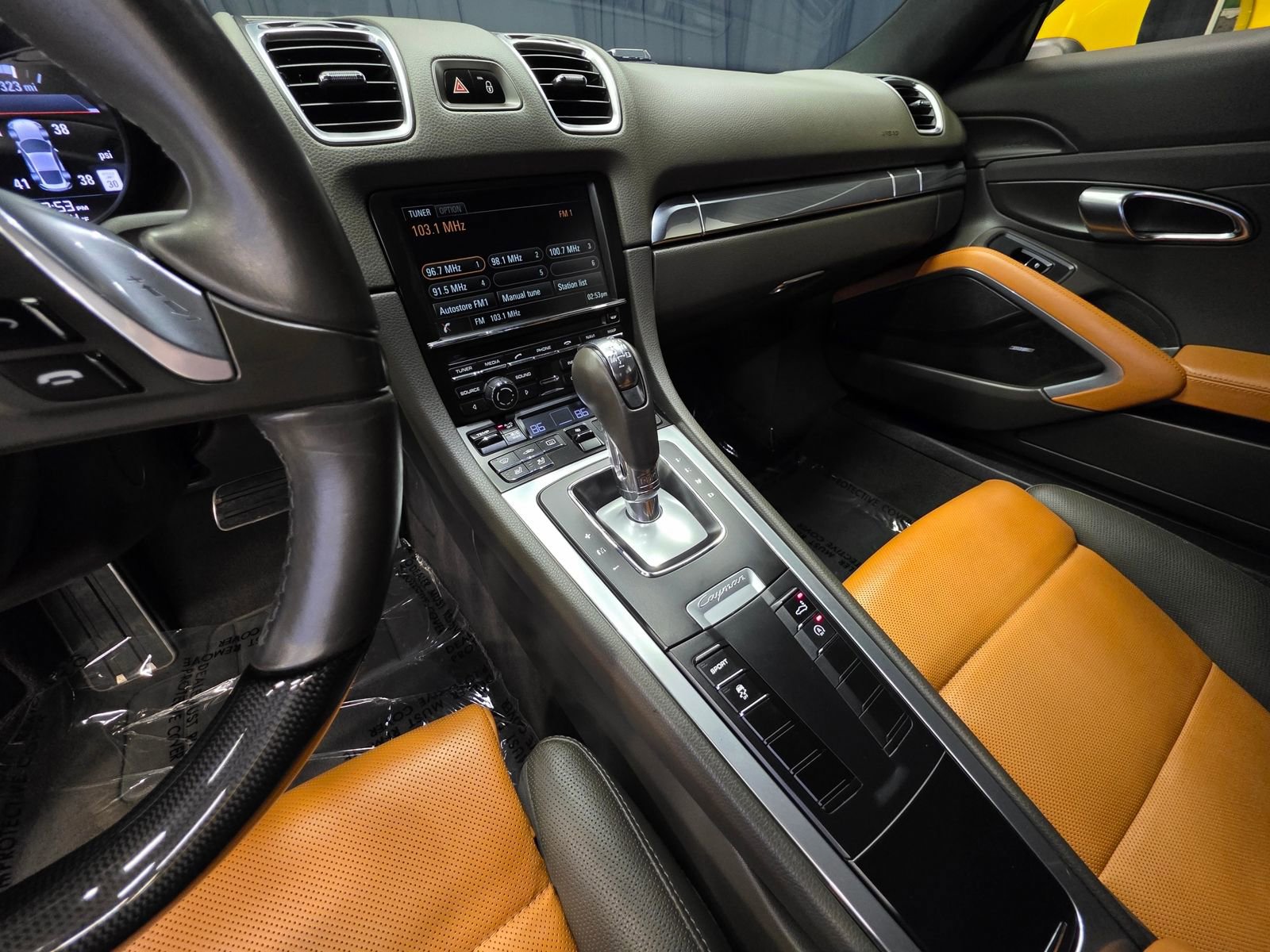 Used 2015 Porsche Cayman image 27