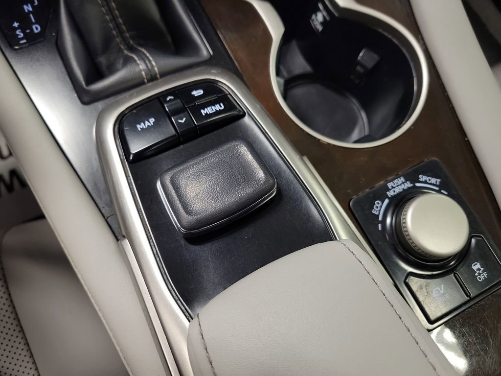 Used 2019 Lexus RX 450h AWD w/ Navigation Package image 15