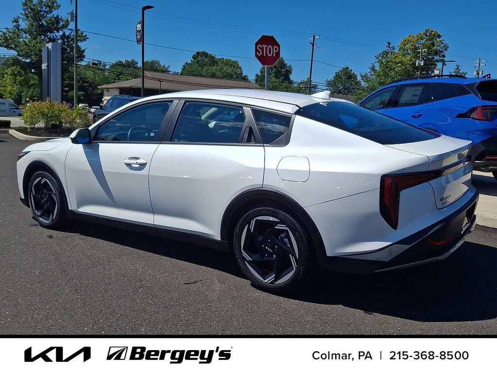 Certified 2025 Kia K4 GT-Line Turbo FWD image 8