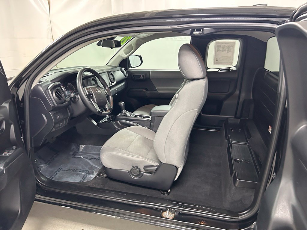 Certified 2021 Toyota Tacoma SR AWD/4WD image 15