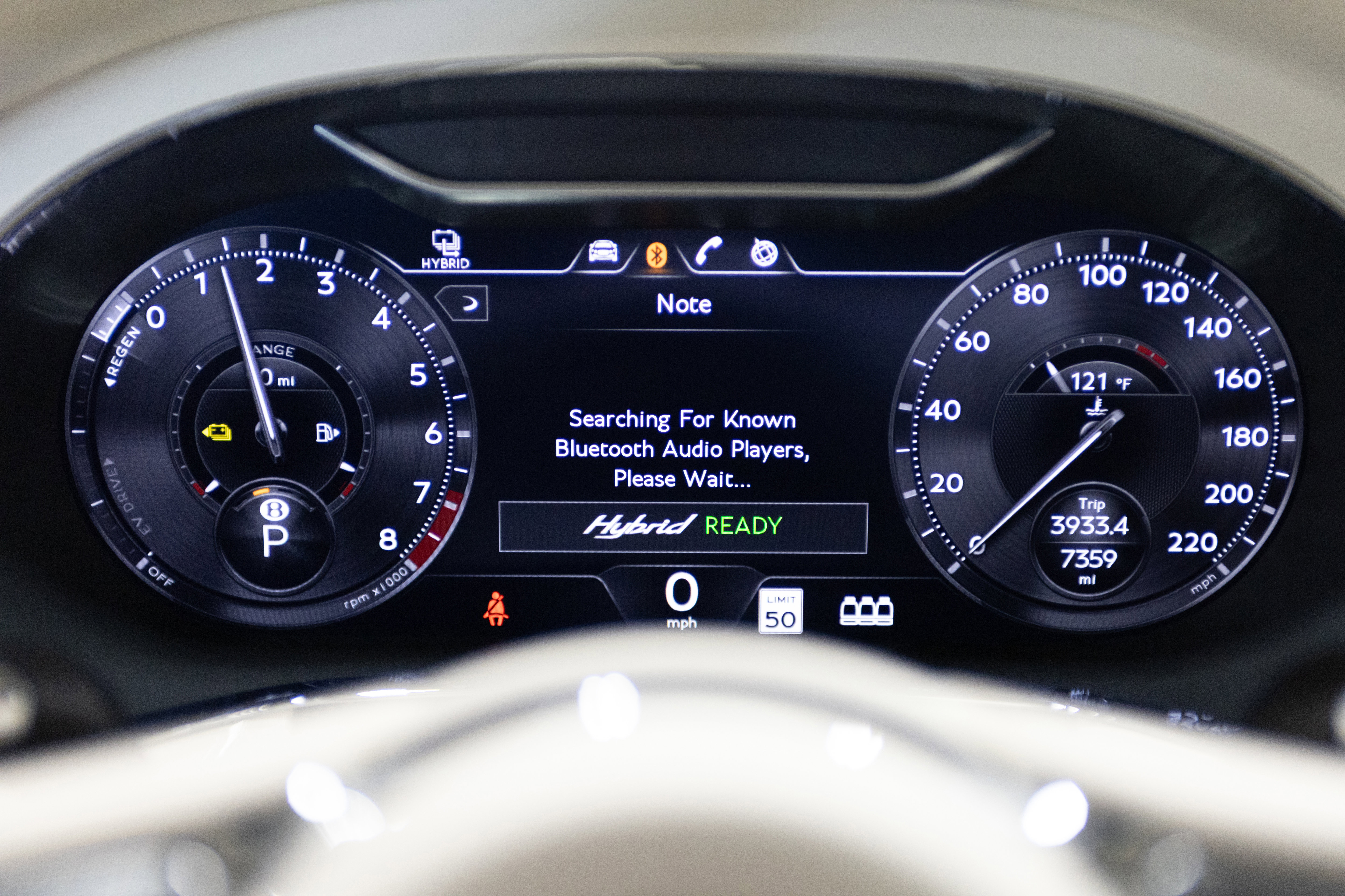 Used 2023 Bentley Flying Spur Plug-In Hybrid AWD/4WD image 17