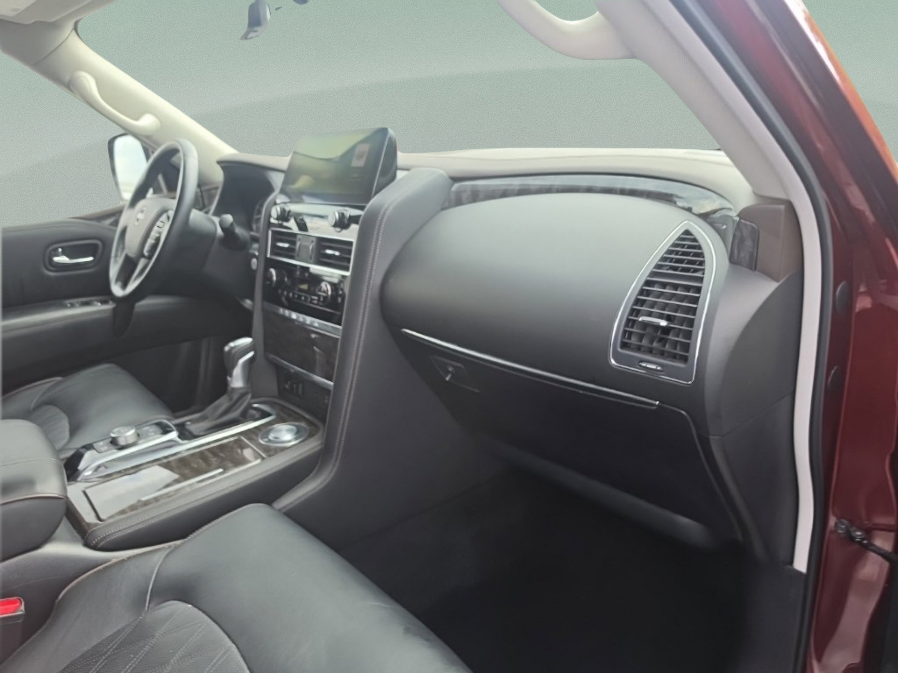 Used 2024 Nissan Armada Platinum w/ Captain's Chairs Package RWD image 28