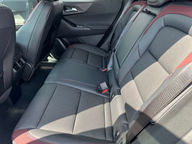 New 2026 Chevrolet Equinox RS image 11