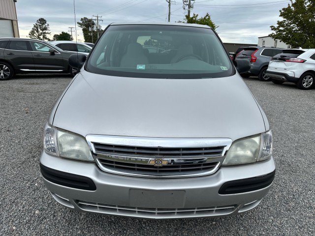 Used 2004 Chevrolet Venture Plus w/ Climate Package FWD image 3