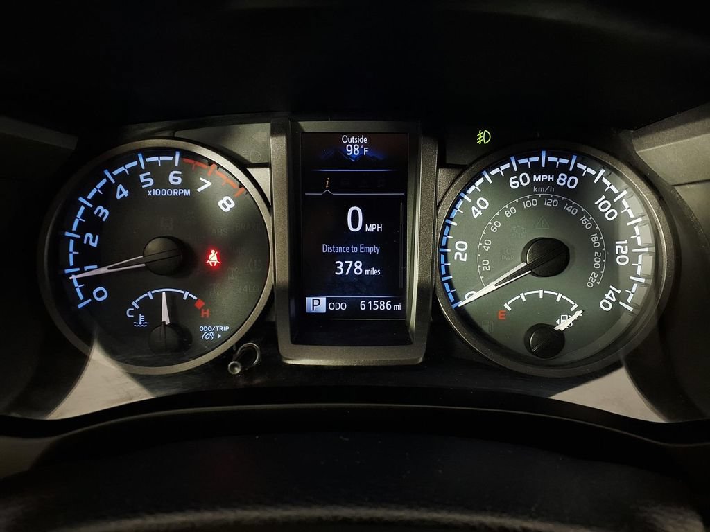 Used 2017 Toyota Tacoma SR AWD/4WD image 18