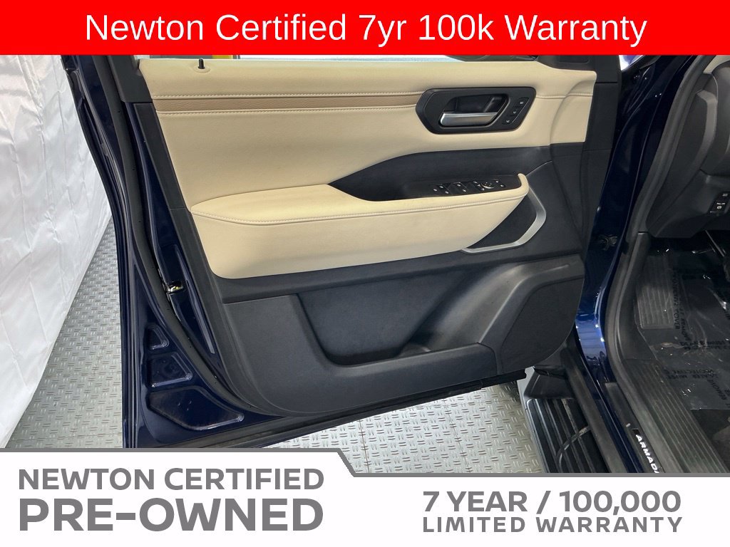 Used 2025 Nissan Armada Platinum w/ Convenience Package RWD image 76