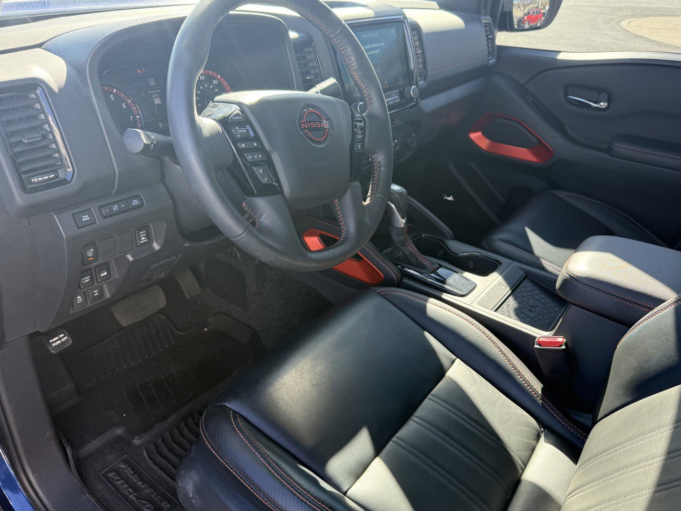 Used 2023 Nissan Frontier PRO-4X w/ Pro-4X Premium Package image 10