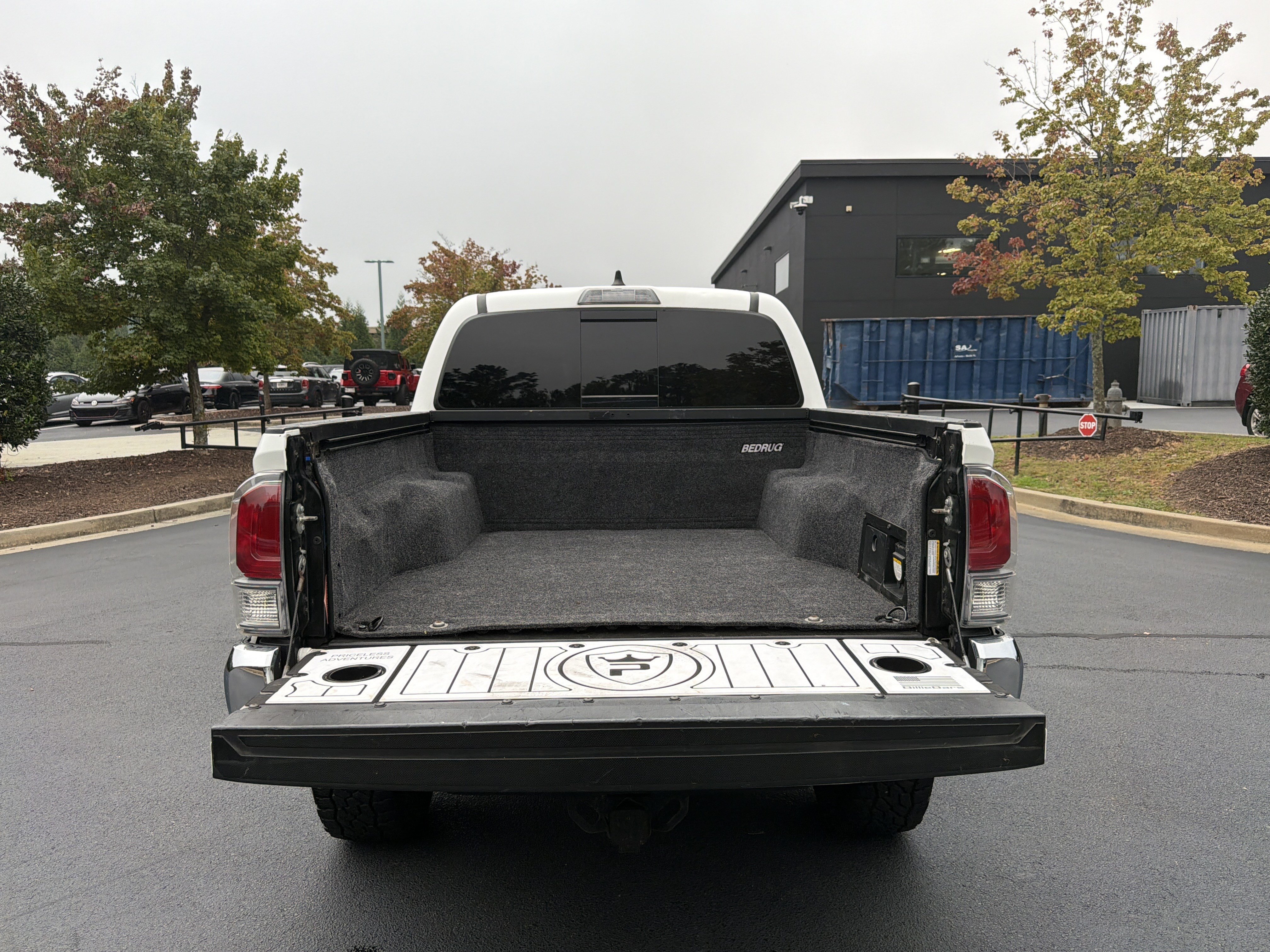 Used 2020 Toyota Tacoma TRD Off-Road AWD/4WD image 46