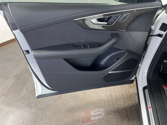 Used 2023 Audi SQ8 Prestige image 19
