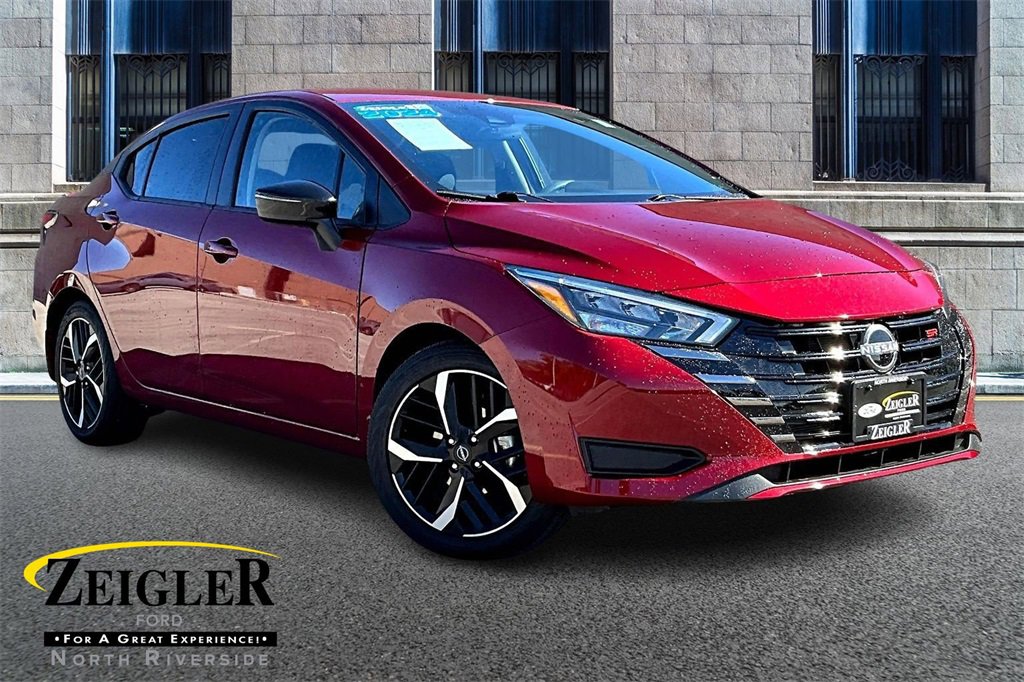 Used 2024 Nissan Versa SR w/ Trunk Package