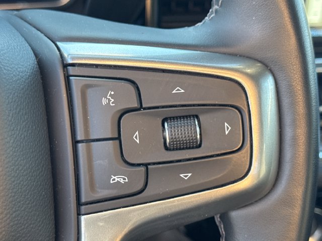 Used 2023 Chevrolet Silverado 1500 LT AWD/4WD image 31